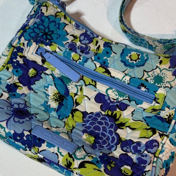 Vera Bradley Mini Crossbody Shoulder Purse Bag Blueberry Blossom Retired GC - Picture 3 of 13